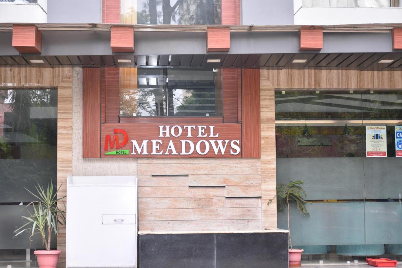 Hotel Meadows Varanasi Eksteriør billede